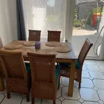 Familie Decker-behrends Apartman Upleward